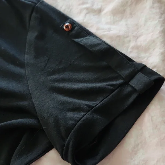 Short Sleeve, black knit top - Picture 2 of 4